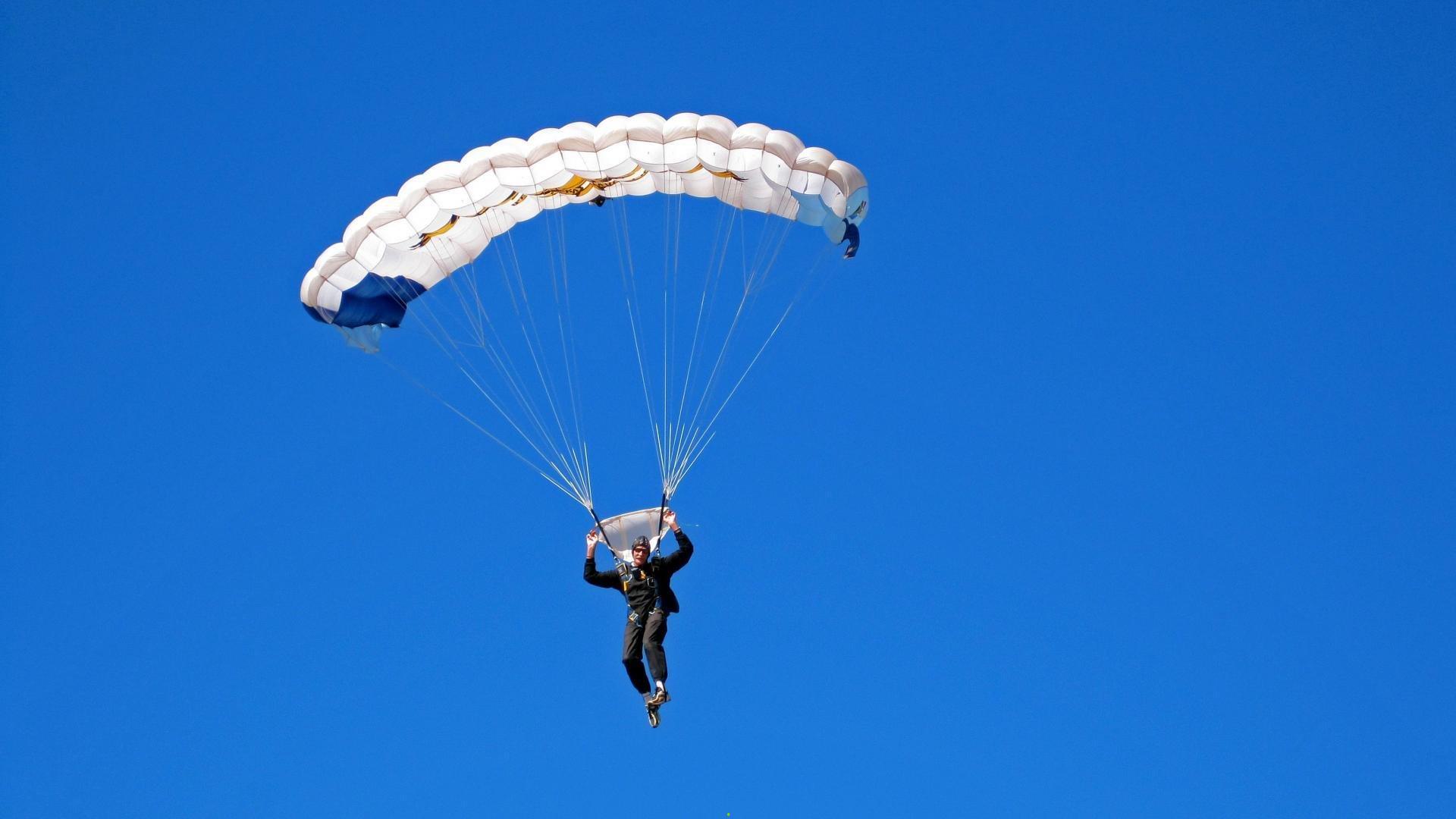 中国女排力克强敌巴西,勇夺世界联赛分站赛冠军